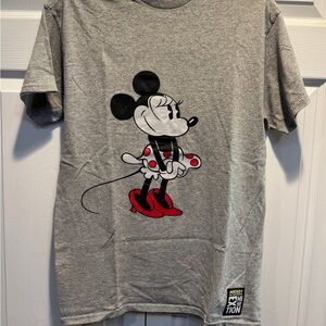 Disney Gray Minnie Mouse Short Sleeve Tee